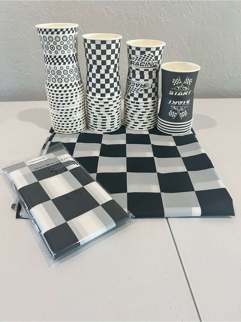 Checkered Racing Party Cups & Tablecloth Set - Black & White